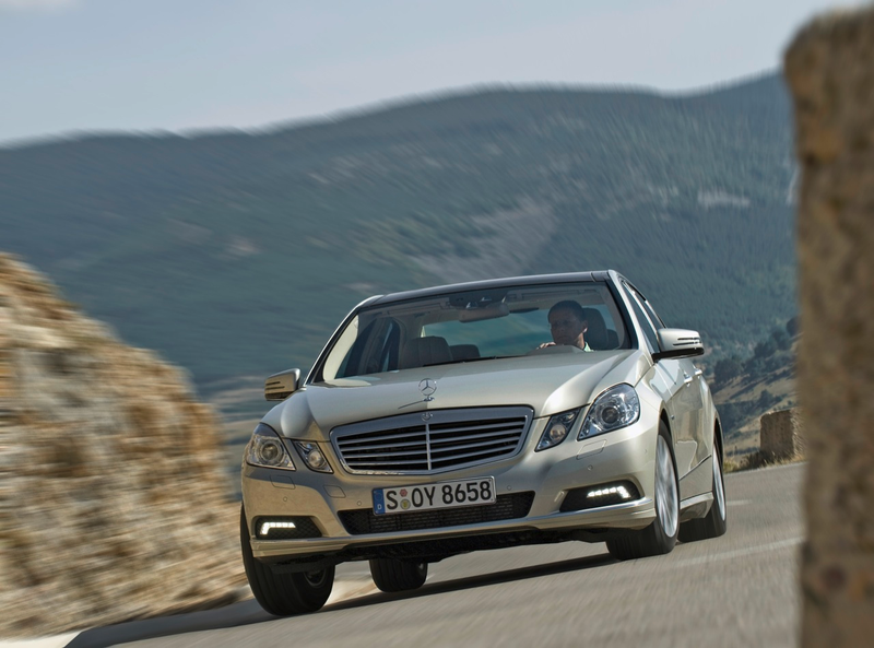 Illustration for article titled 2010 Mercedes E-Class: Mega Gallery
